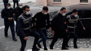 Konya’da maske dolandırıcıları polisten kaçamadı